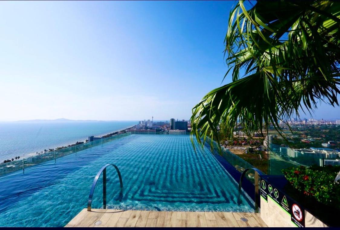 Luxsl Luxury Style Of Life 6 Apartment Pantai Jomtien Luaran gambar