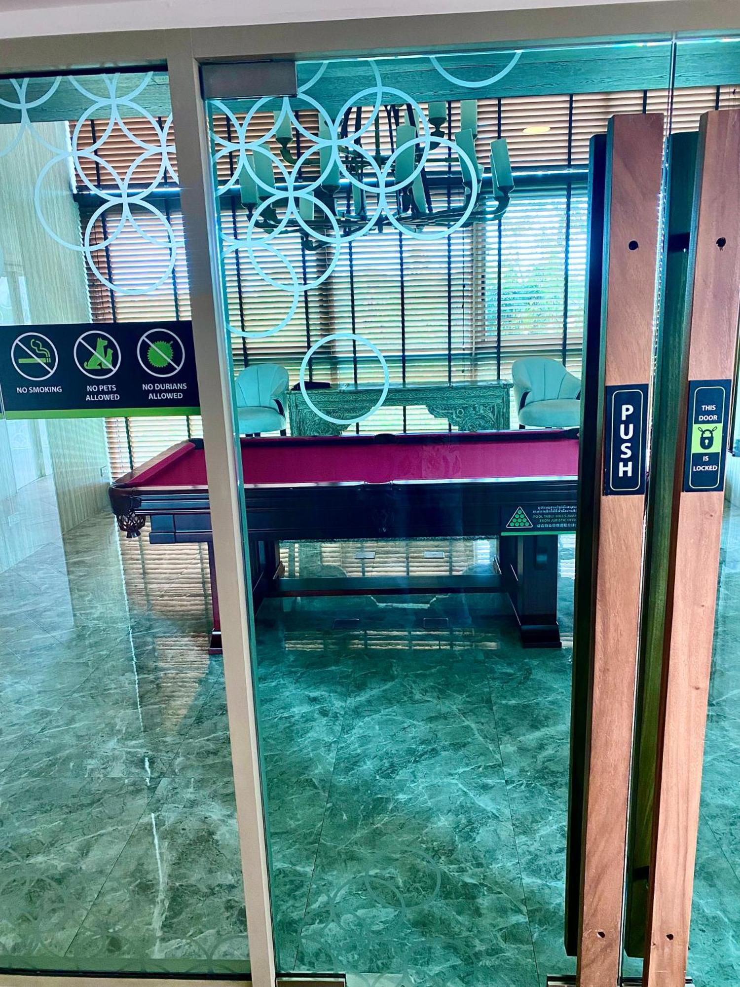 Luxsl Luxury Style Of Life 6 Apartment Pantai Jomtien Luaran gambar