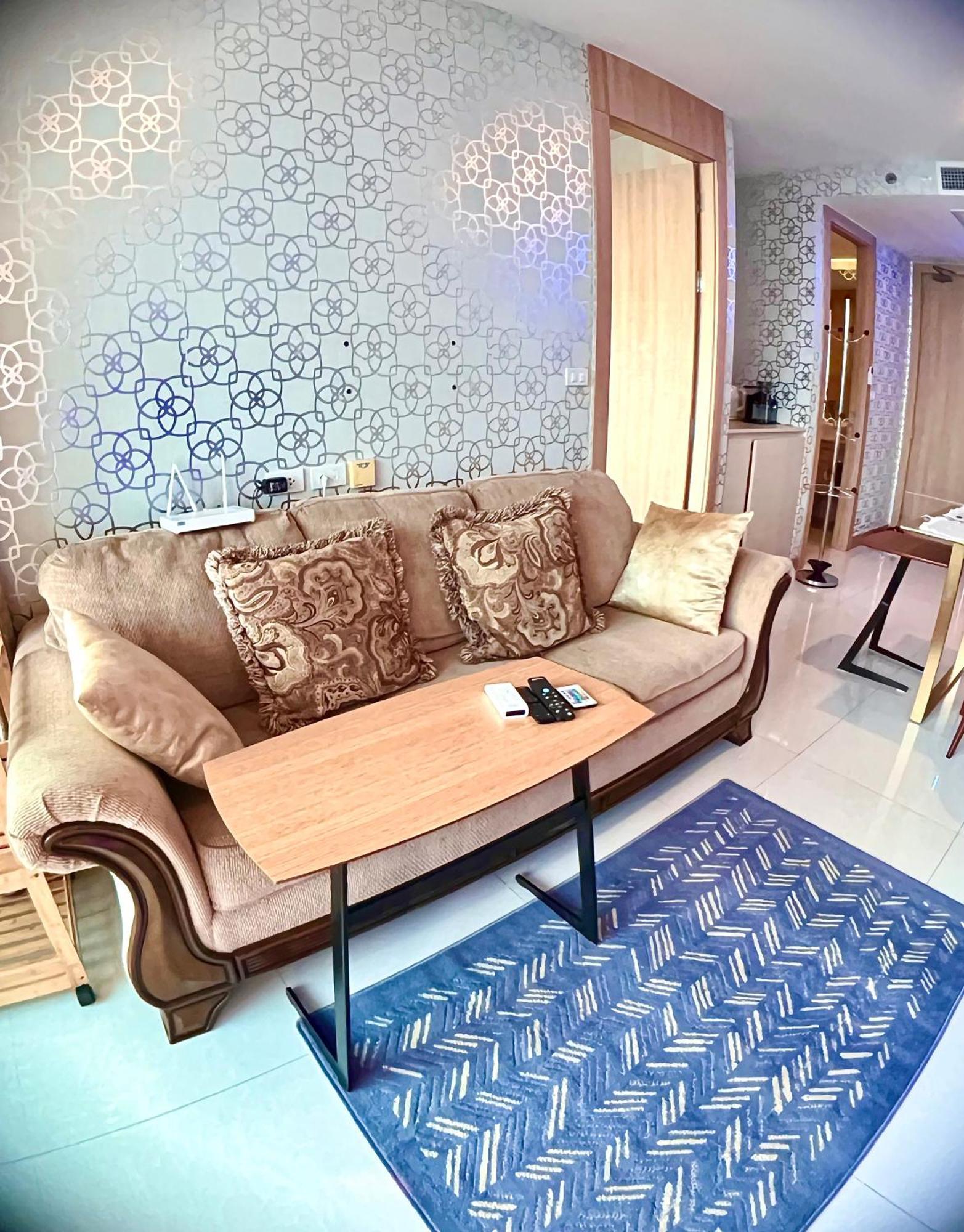 Luxsl Luxury Style Of Life 6 Apartment Pantai Jomtien Luaran gambar