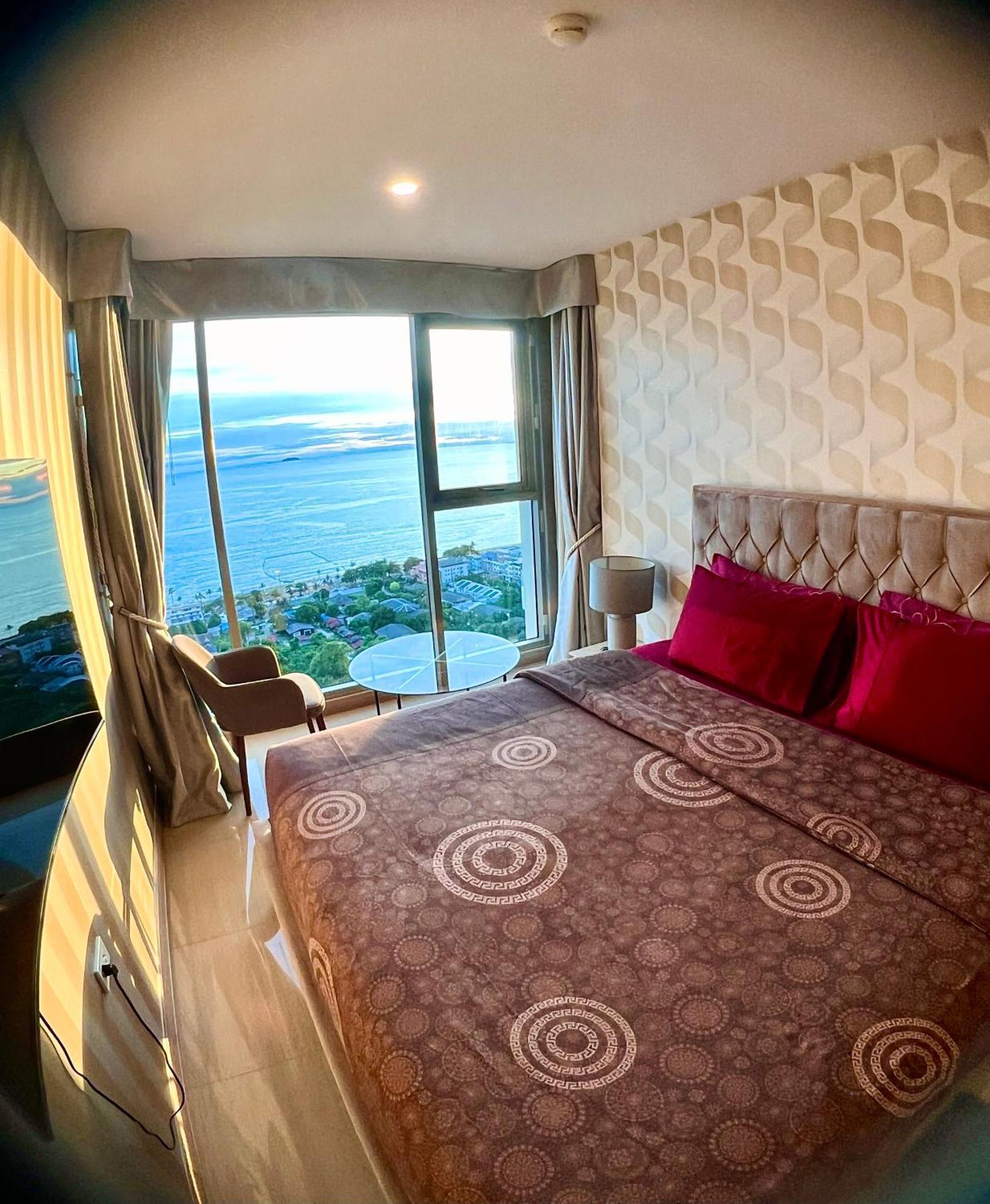 Luxsl Luxury Style Of Life 6 Apartment Pantai Jomtien Luaran gambar