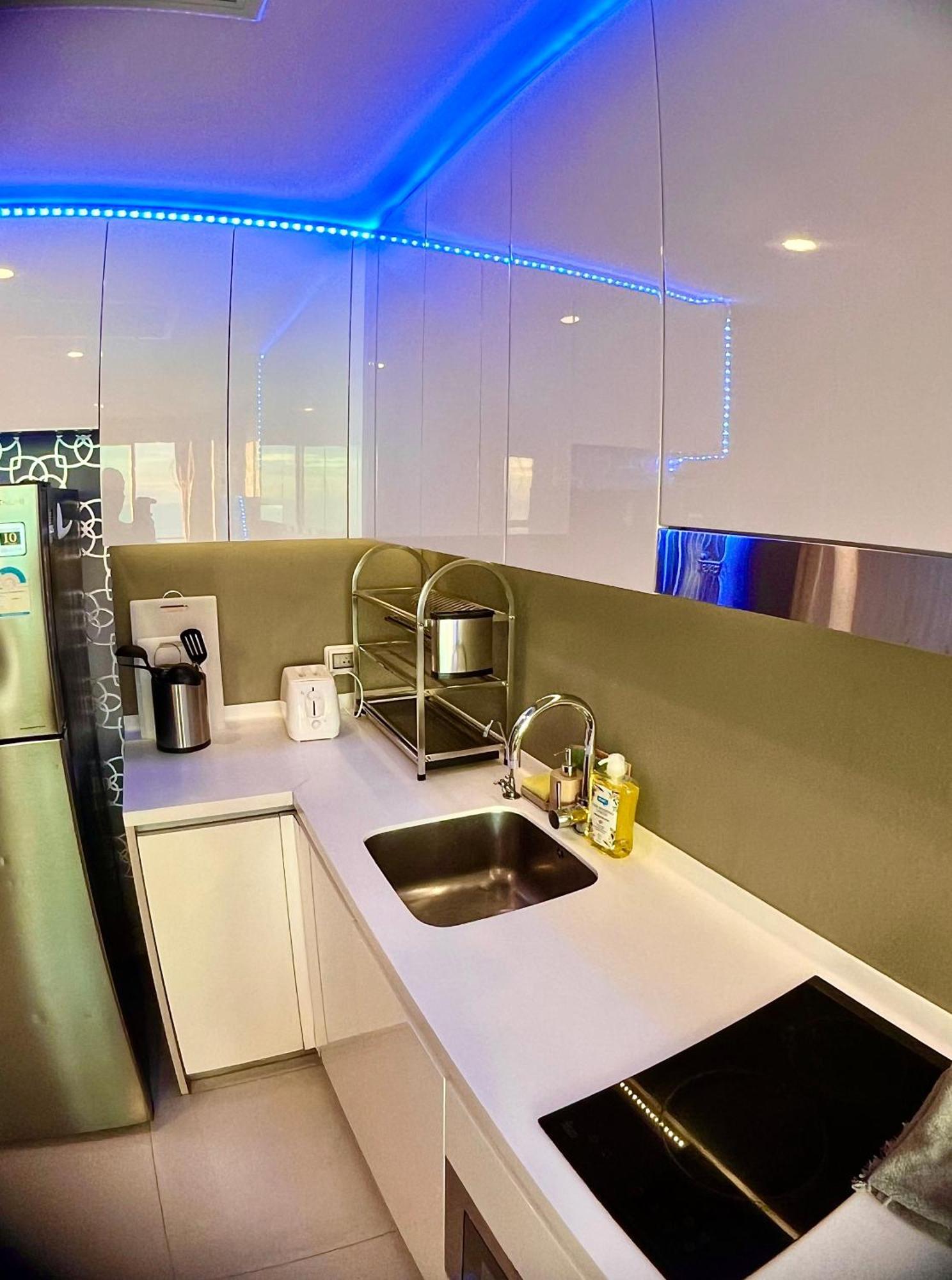 Luxsl Luxury Style Of Life 6 Apartment Pantai Jomtien Luaran gambar