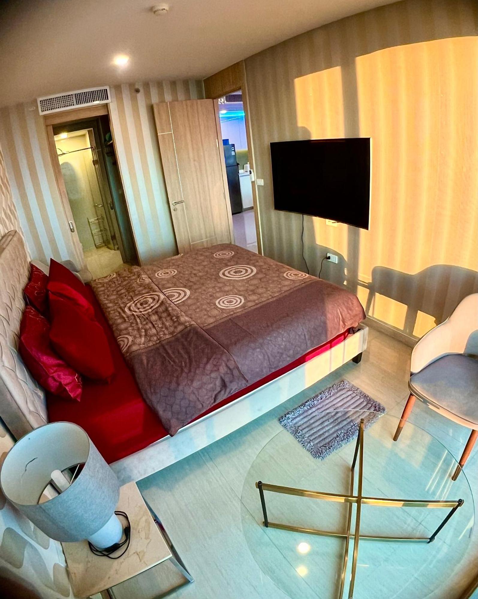 Luxsl Luxury Style Of Life 6 Apartment Pantai Jomtien Luaran gambar